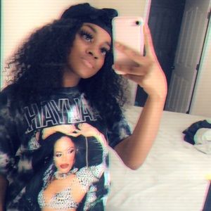 Meet your Posher, Michele